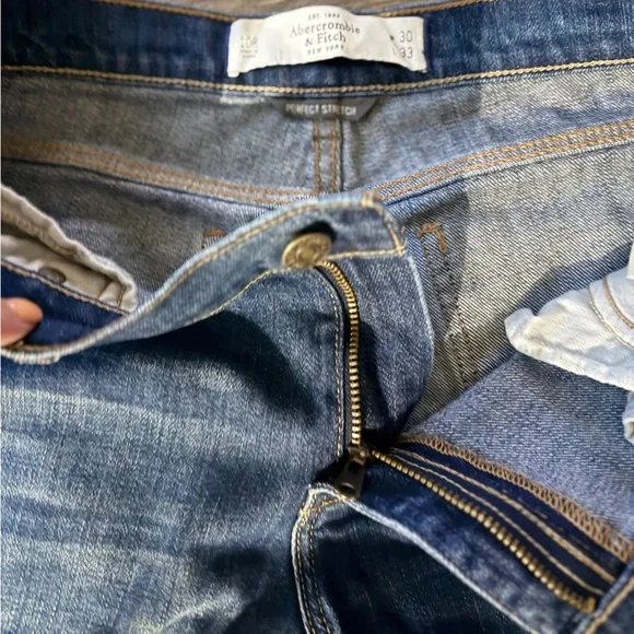 ‼️SALE ‼️🧢 Perfect Stretch Blue Straight Leg Jeans circa 2012 - Picture 4 of 9